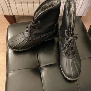 Dark navy duck boots